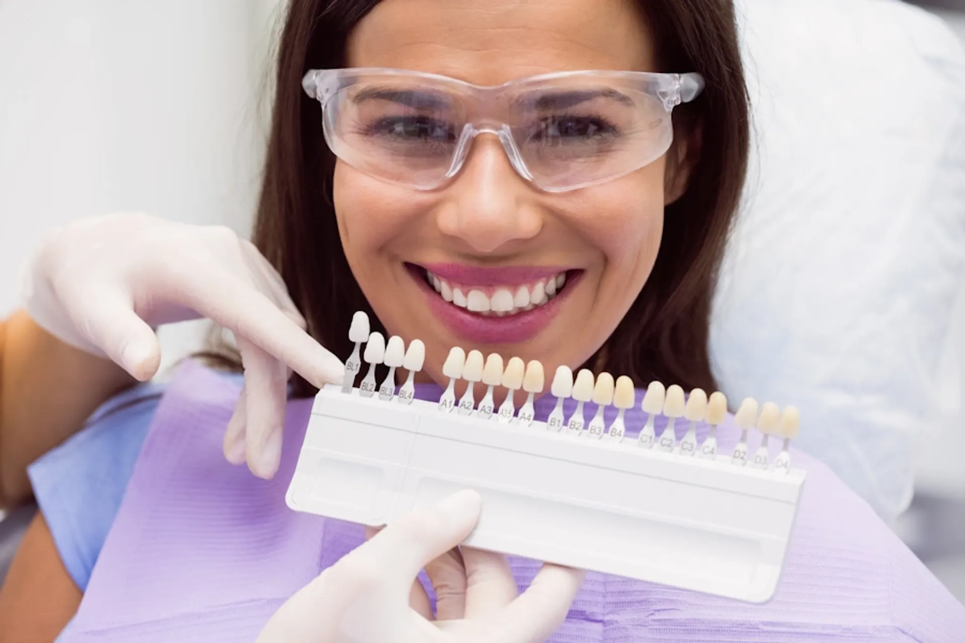 Laminate Teeth Veneers